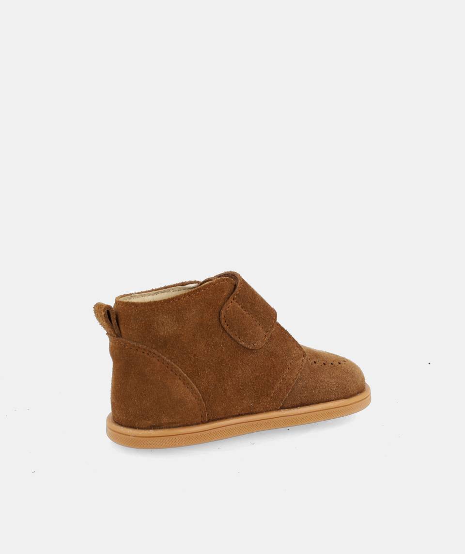 Bota Dallas Cuero - Blanditos by Crio´s